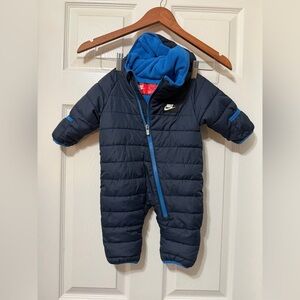 Nike bunting bag/ snow suit 3-6 months vvvguc